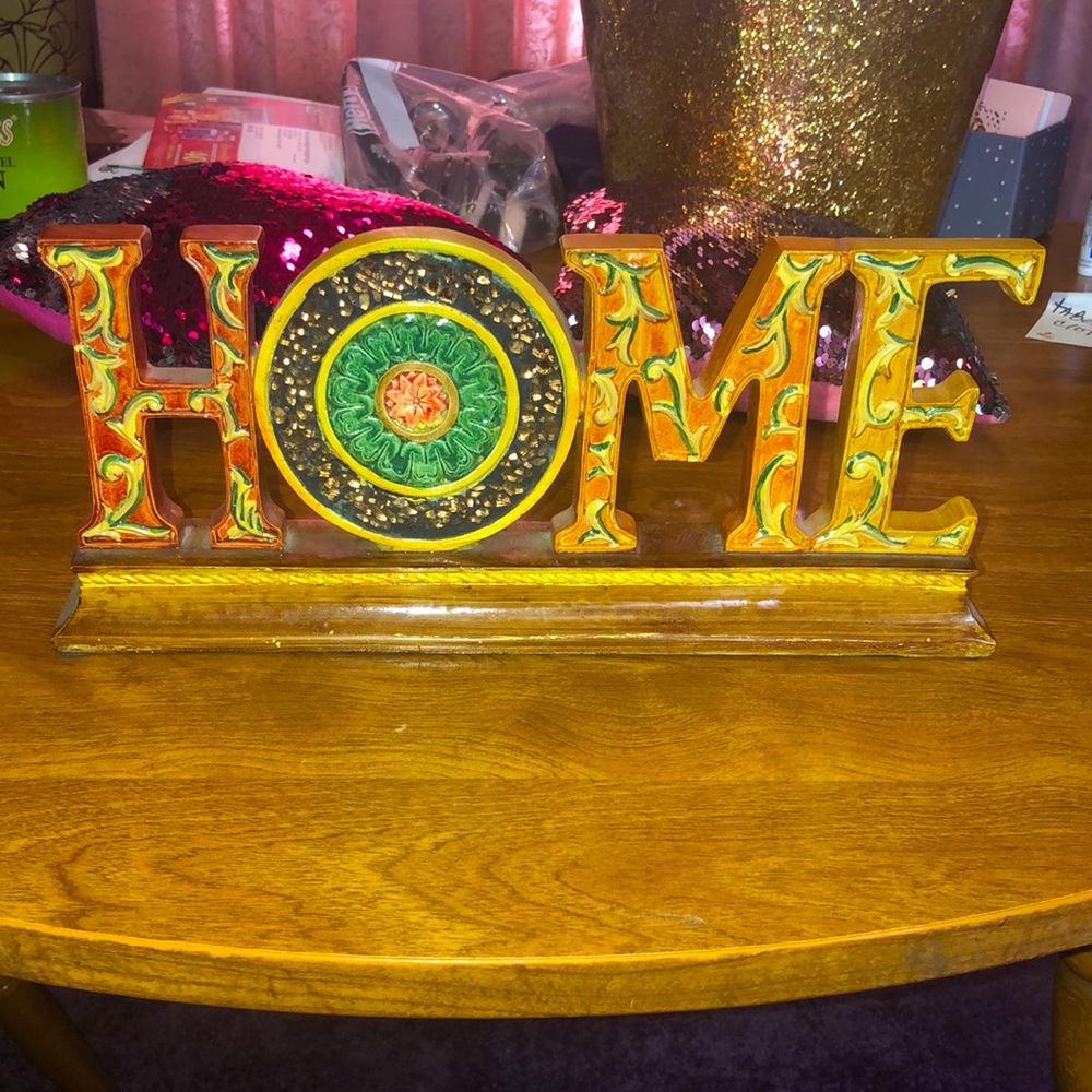 Beautiful Heavy “HOME” Sign Decor Item